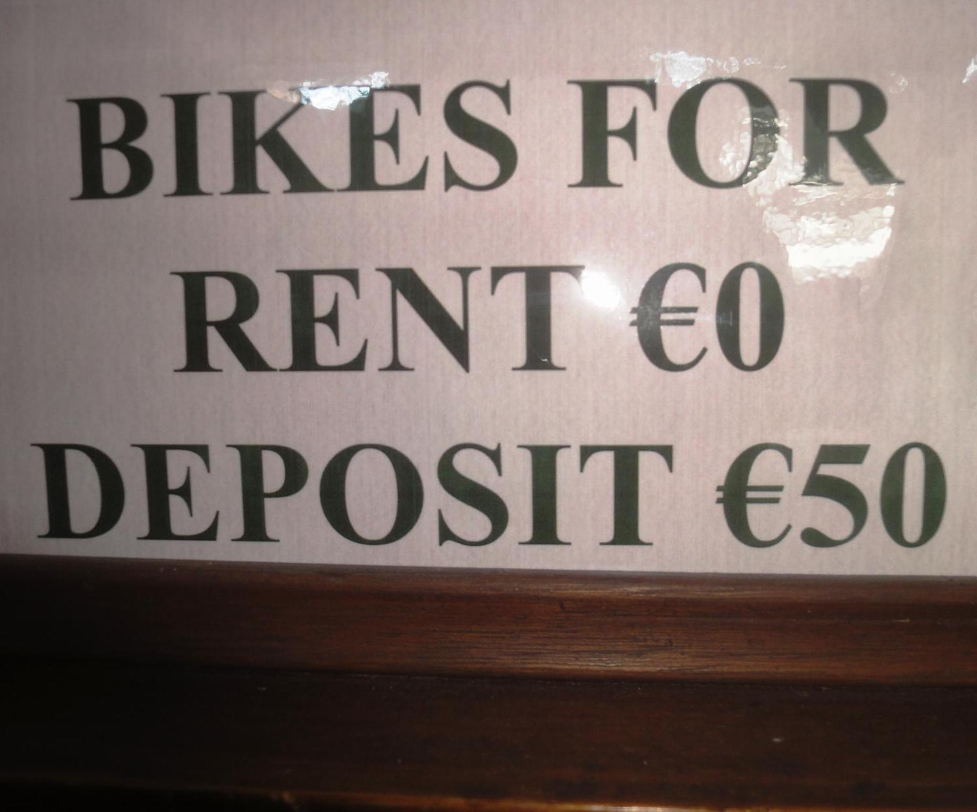 Frank'S Backpackers Hostel Helmond Bagian luar foto